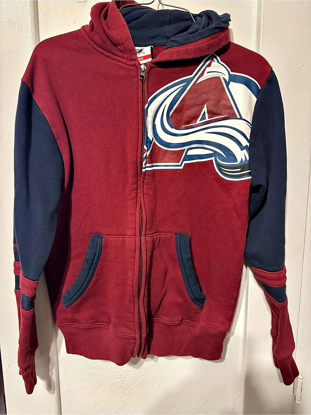 NHL Colorado Avalanche hoodie Youth Large